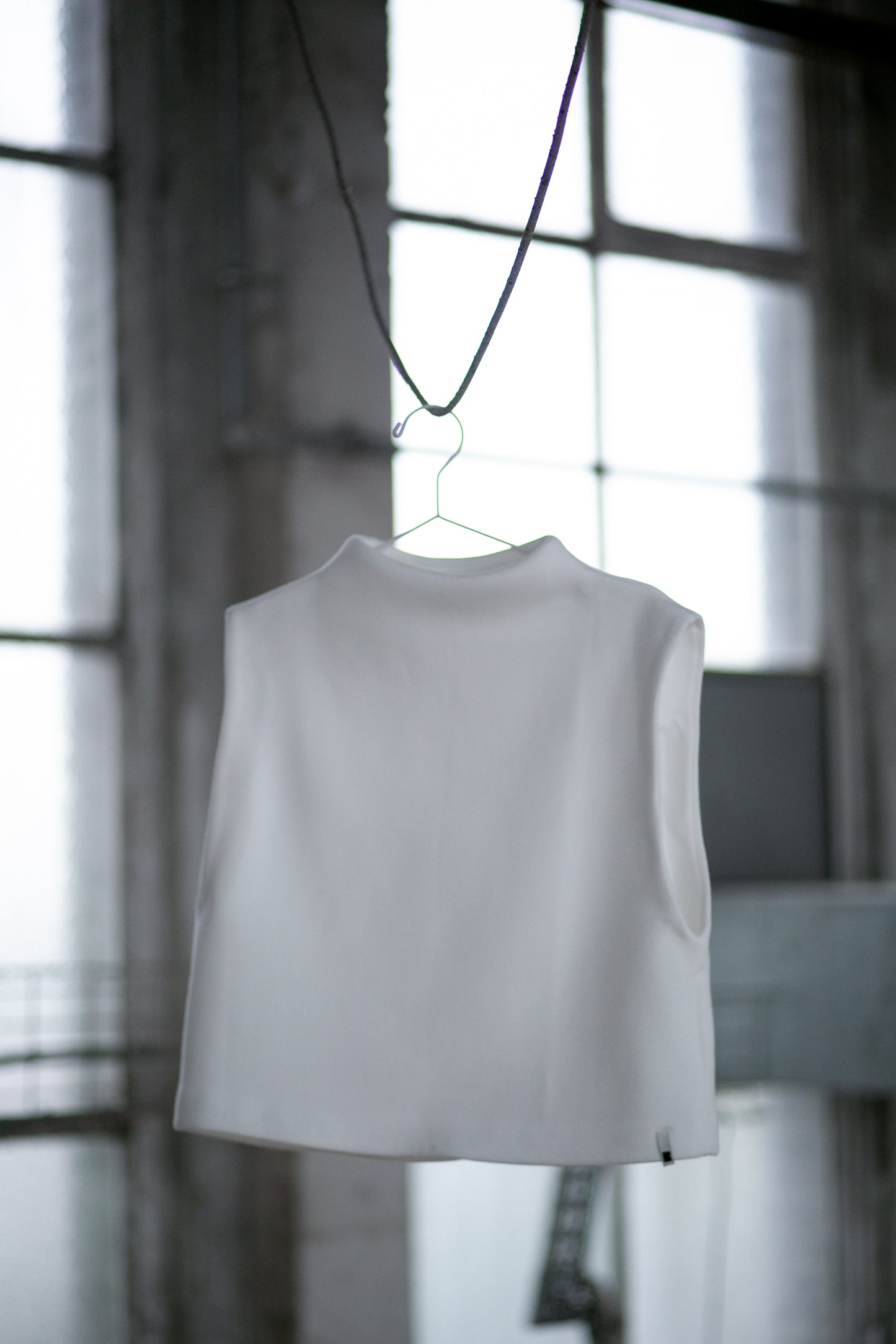SWEATER TOP